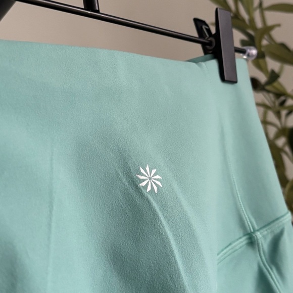 • [Athleta] Workout Leggings • - Picture 9 of 9